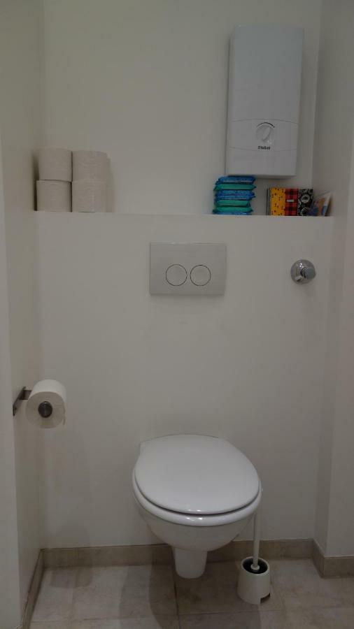 Altbauwohung in Düsseldorf-Flingern Apartamento Exterior foto