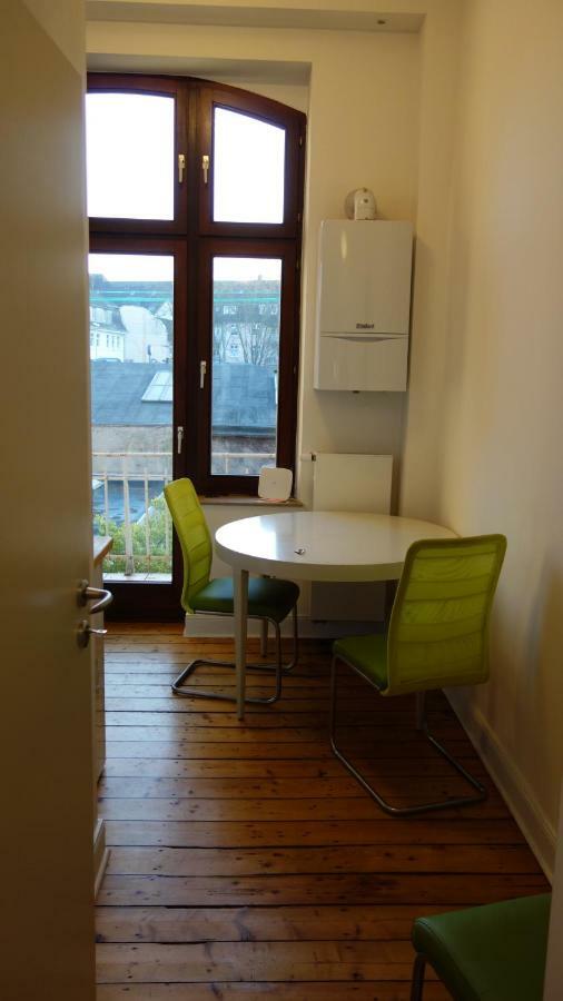 Altbauwohung in Düsseldorf-Flingern Apartamento Exterior foto